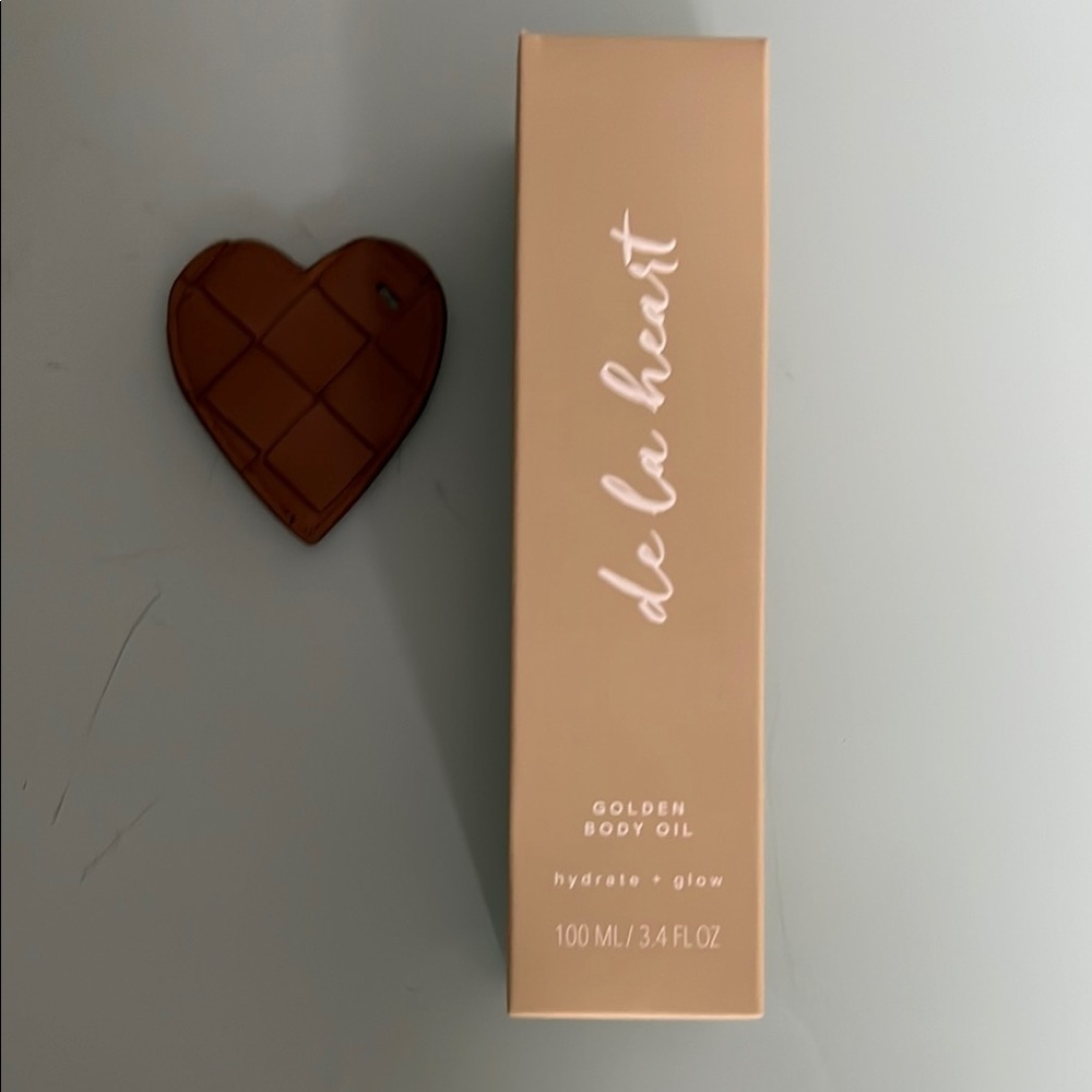 De La Heart Golden Body Oil